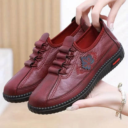 Ludmila leren orthopedische instappers